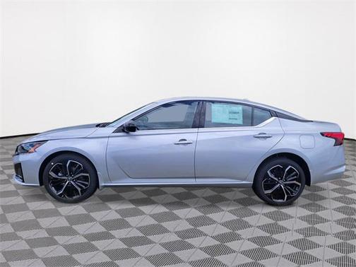 2025 Nissan Altima SR AWD