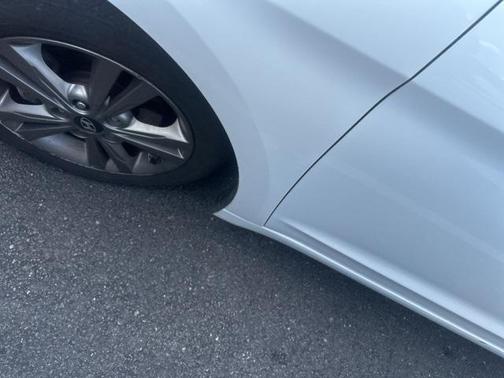 2017 Hyundai ELANTRA Value Edition