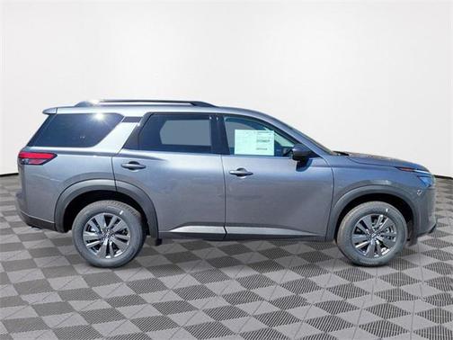 2025 Nissan Pathfinder SV 4WD