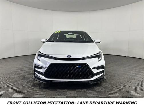 2025 Toyota Corolla Hybrid SE