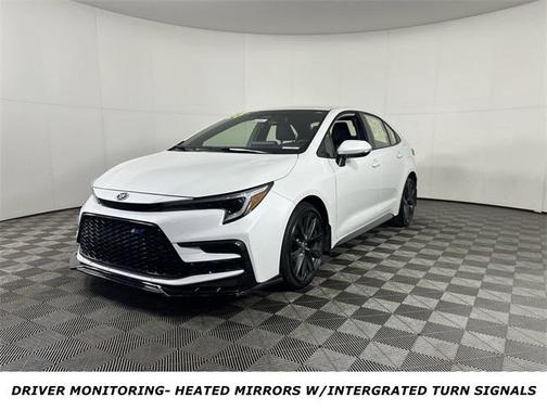 2025 Toyota Corolla Hybrid SE