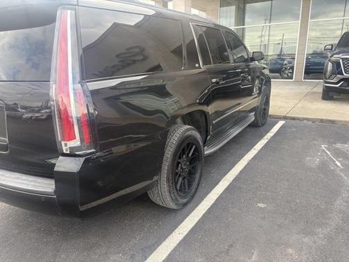 2016 Chevrolet Suburban LT