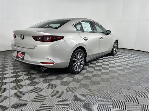 2025 Mazda Mazda3 FWD w/Preferred Package