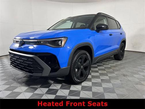 2025 Volkswagen Taos 1.5T SE Black