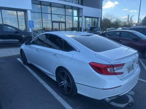 Platinum White Pearl 2021 Honda Accord Touring 2.0T