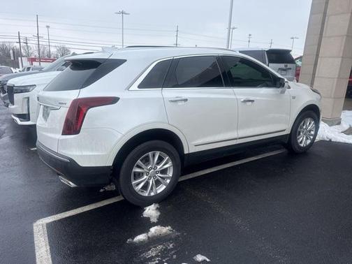 2022 Cadillac XT5 Luxury