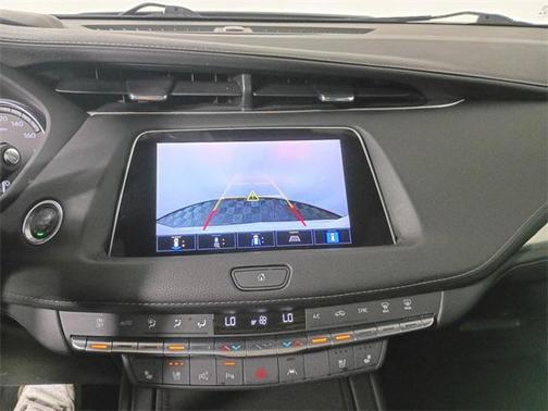 2022 Cadillac XT4 Premium Luxury
