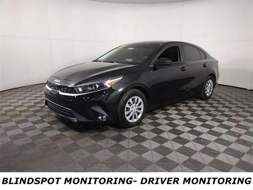 2023 Kia Forte LX