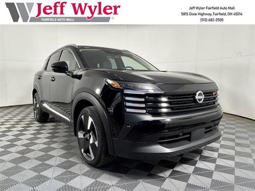 2025 Nissan Kicks SR