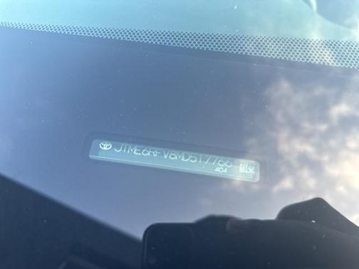 2021 Toyota RAV4 Hybrid SE