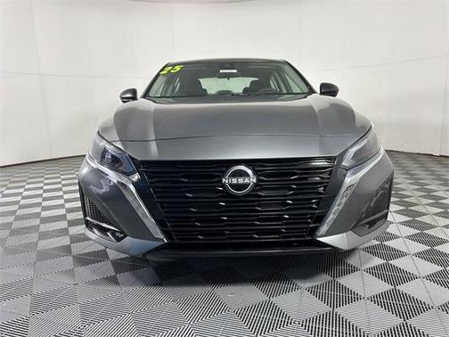 2025 Nissan Altima S FWD