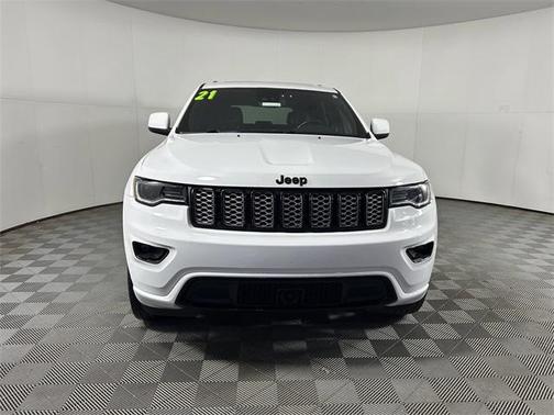 2021 Jeep Grand Cherokee Laredo