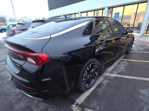 2024 Kia K5 GT-Line