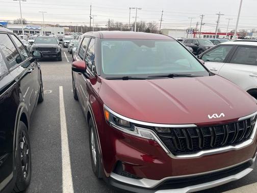 2024 Kia Carnival LX