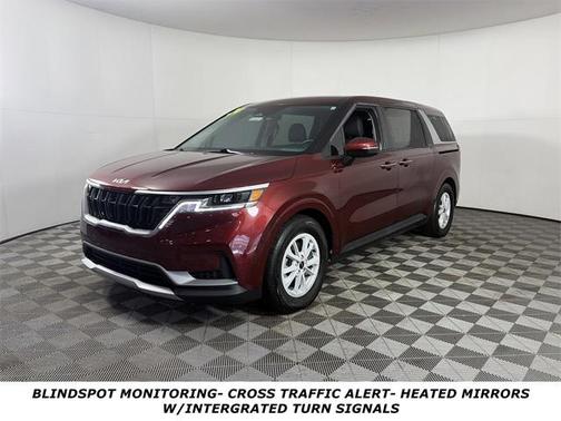 2024 Kia Carnival LX