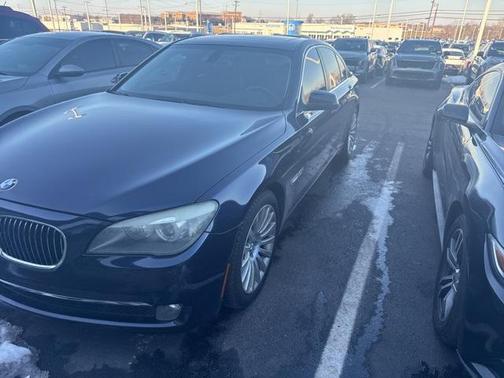 2012 BMW 750 i xDrive