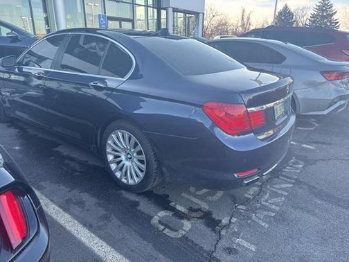 2012 BMW 750 i xDrive