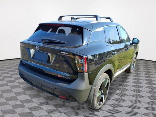 Super Black 2026 Nissan Kicks SR