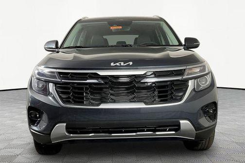 Gray 2026 Kia Seltos S
