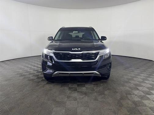 2022 Kia Seltos EX