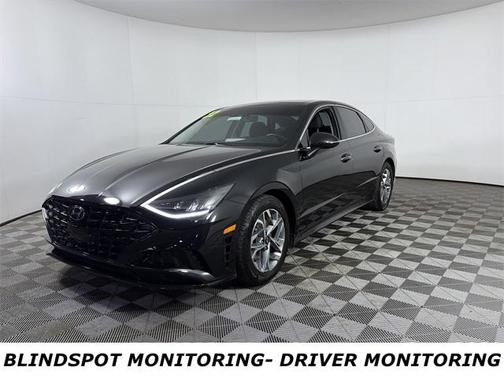 2022 Hyundai SONATA SEL