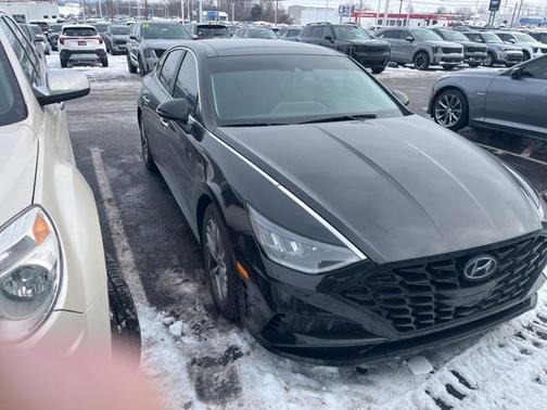 2022 Hyundai SONATA SEL