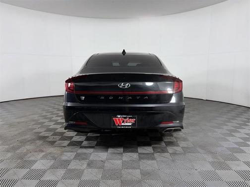 2022 Hyundai SONATA SEL