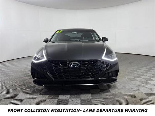 2022 Hyundai SONATA SEL
