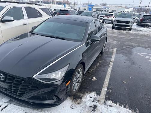 2022 Hyundai SONATA SEL