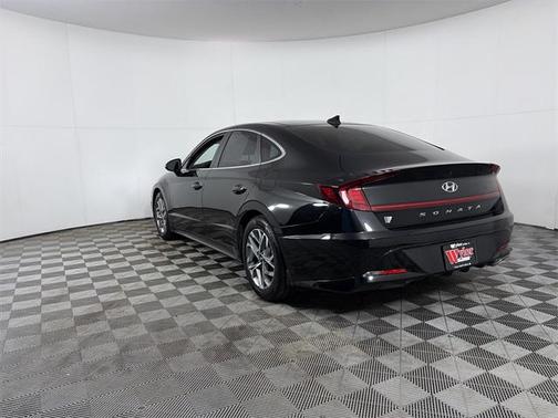 2022 Hyundai SONATA SEL