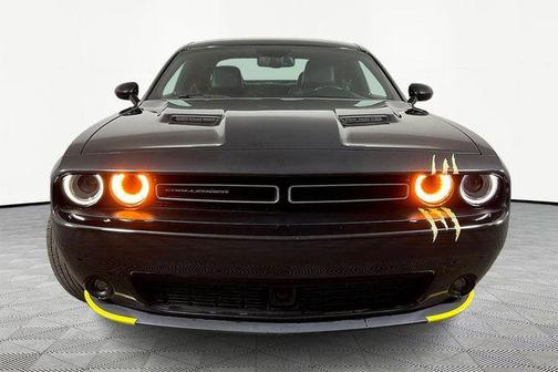 2015 Dodge Challenger SXT Plus