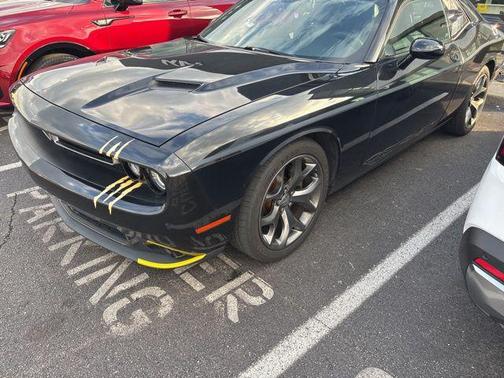 2015 Dodge Challenger SXT Plus