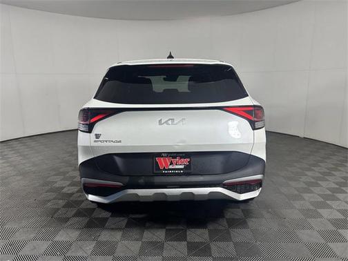 2023 Kia Sportage LX