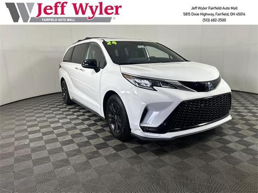 2024 Toyota Sienna XSE 7 Passenger