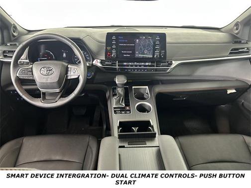 2024 Toyota Sienna XSE 7 Passenger