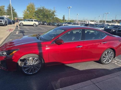 2023 Nissan Altima 2.5 SL