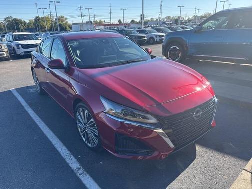 2023 Nissan Altima 2.5 SL