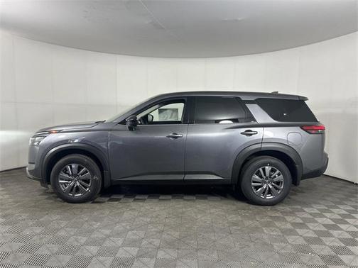 2025 Nissan Pathfinder S