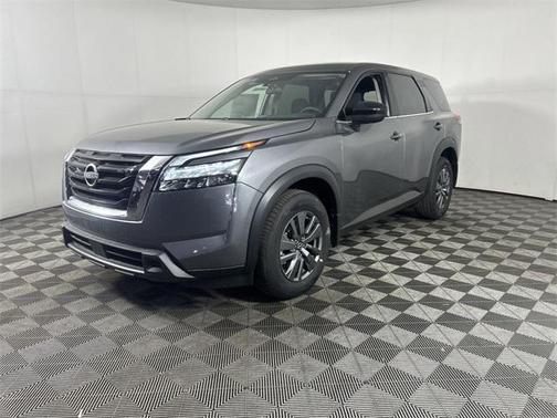 2025 Nissan Pathfinder S