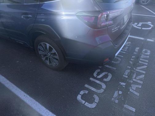 2024 Subaru Outback Touring