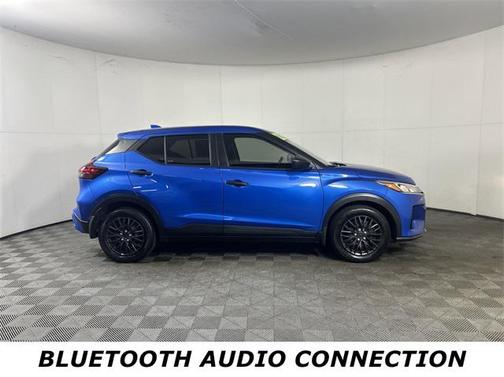 2022 Nissan Kicks S
