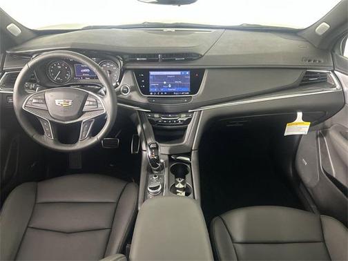 2025 Cadillac XT5 Sport