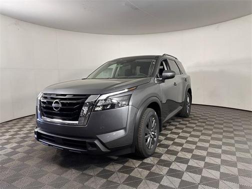 2025 Nissan Pathfinder SV 4WD