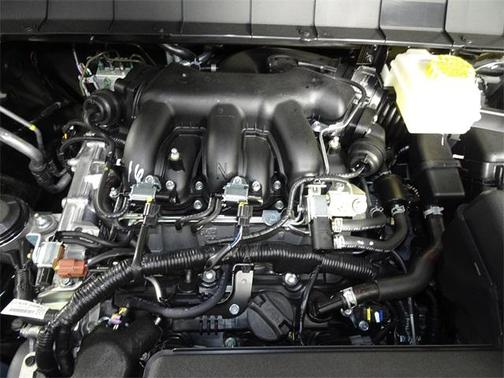 2025 Nissan Pathfinder S 4WD