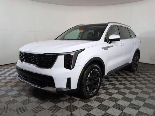 Glacial White Pearl 2026 Kia Sorento S