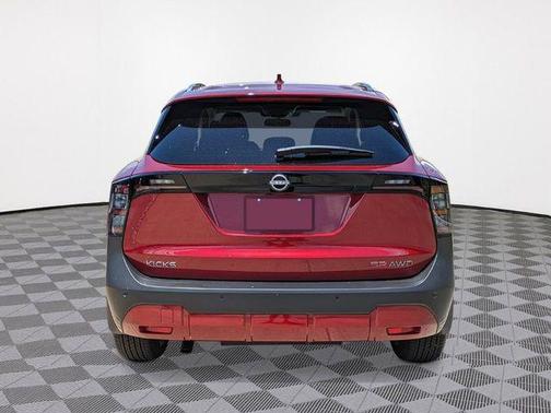 Scarlet Ember Tintcoat 2026 Nissan Kicks SR