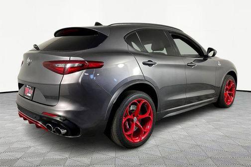 2018 Alfa Romeo Stelvio Quadrifoglio