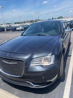 2016 Chrysler 300 S