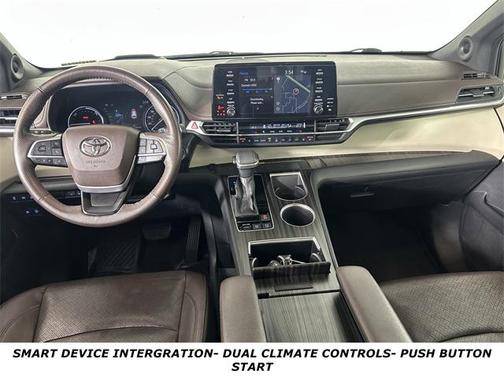 2021 Toyota Sienna Platinum 7 Passenger