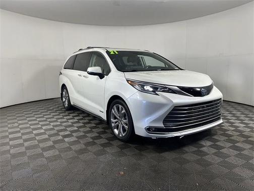 2021 Toyota Sienna Platinum 7 Passenger